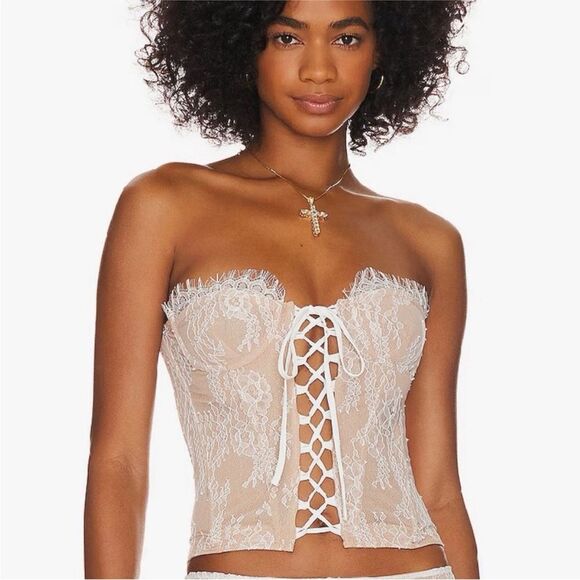 Tops - Revolve Loba Chic Lace-Up White Corset Top Size Medium